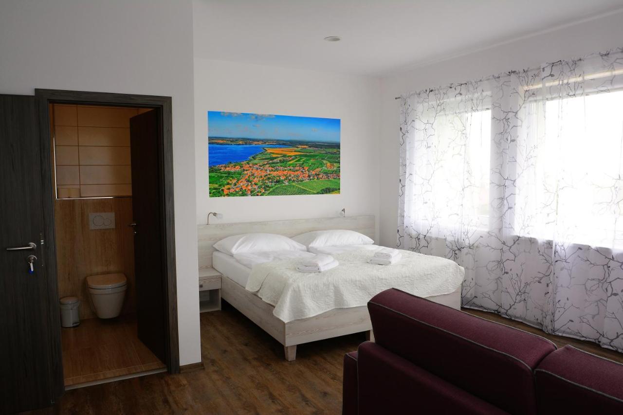 Apartmany Pemag Mikulov Exteriör bild