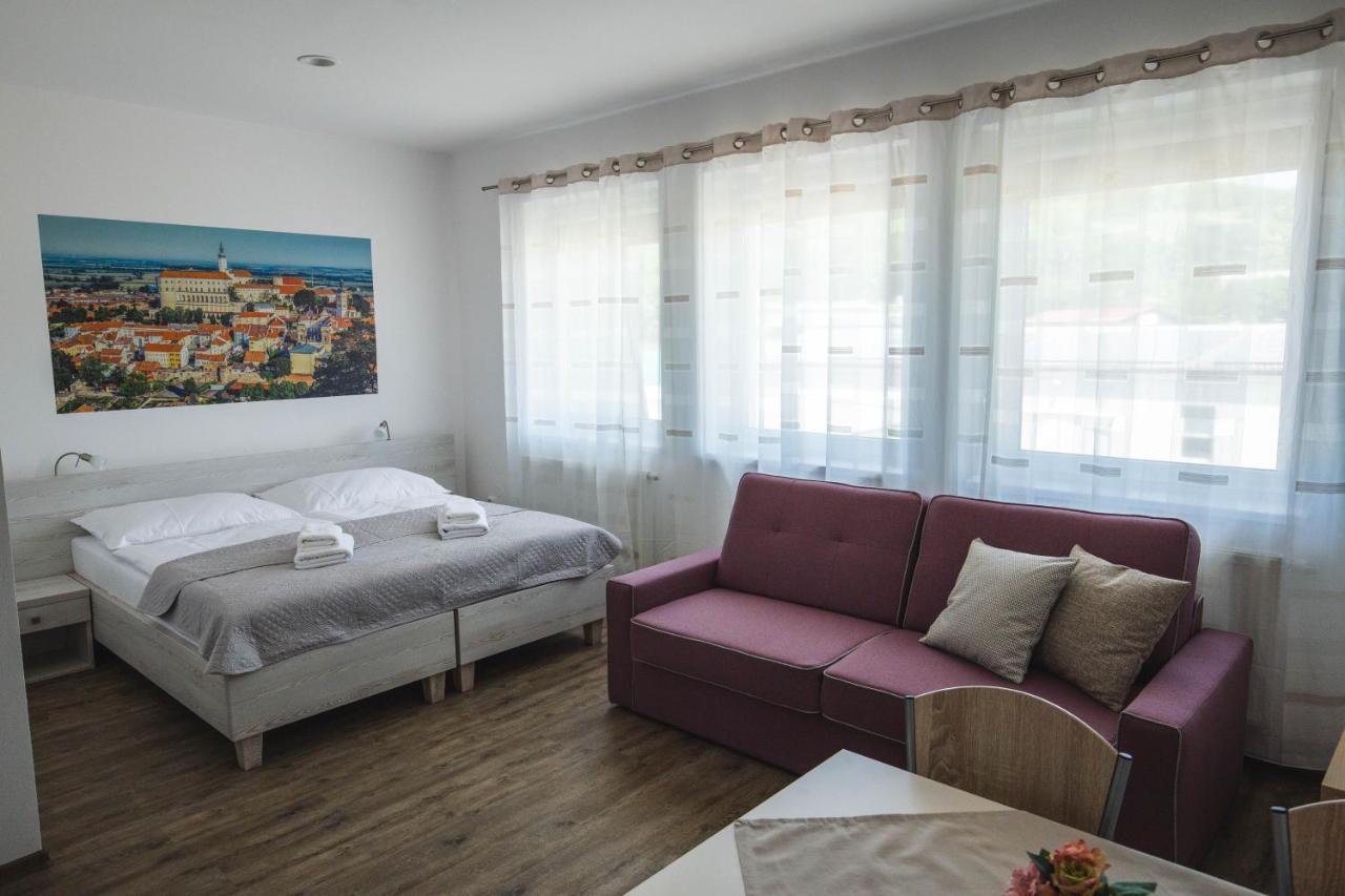 Apartmany Pemag Mikulov Exteriör bild
